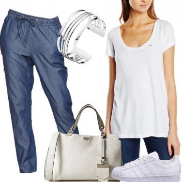 Outfit T-shirt bianca