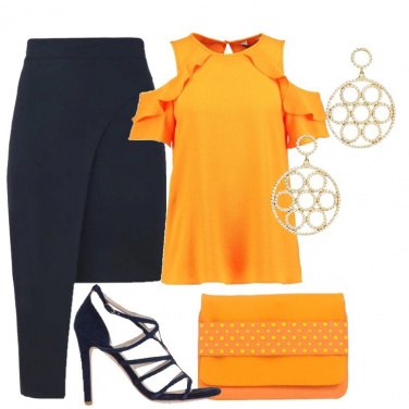 Outfit Chic in arancione e blu