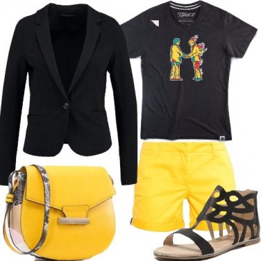Outfit In ufficio con gli shorts