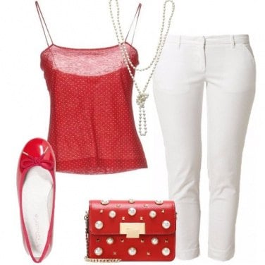 Outfit Rosso e perle