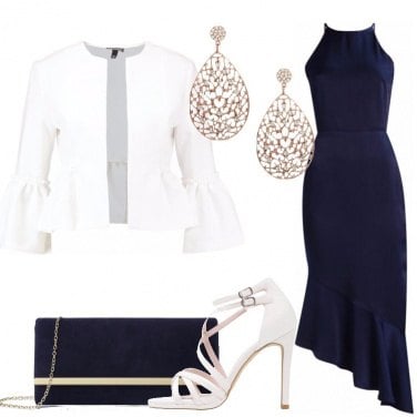 Outfit Chic in blu e bianco