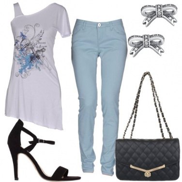 Outfit T-shirt asimmetrica