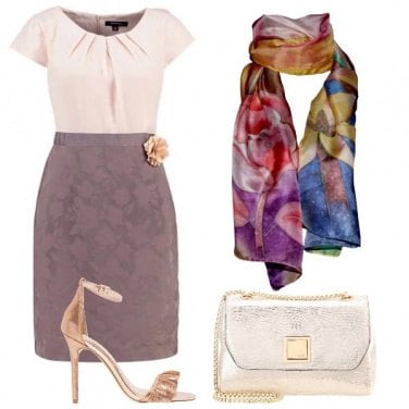 Outfit Chic con i fiori