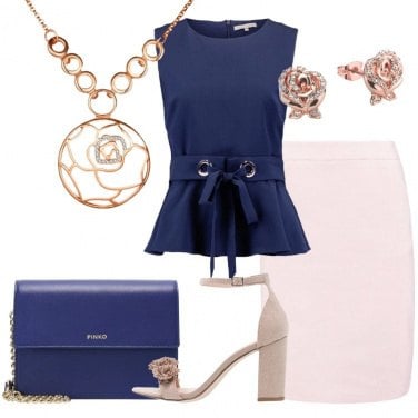 Outfit In blu e rosa