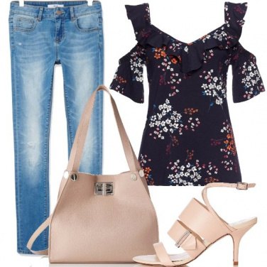 Outfit Semplice e femminile