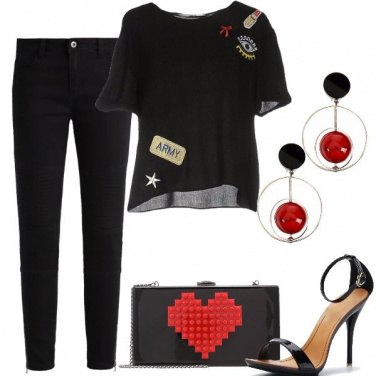 Outfit Nero con tocchi di rosso