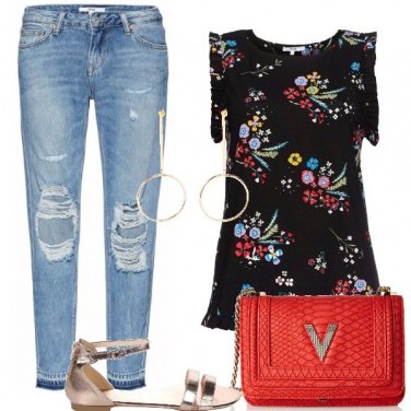 Outfit Strappi femminili