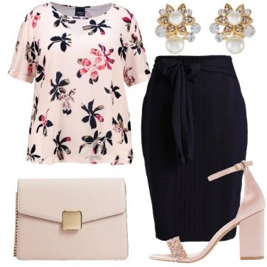 Outfit Gonna a matita per la cerimonia