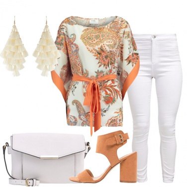 Outfit La tunica in fantasia paisley