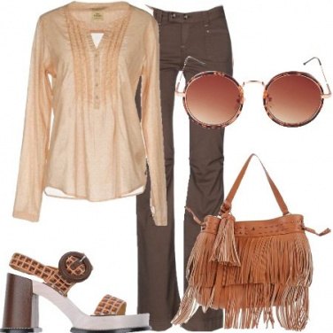 Outfit Il tacco squadrato