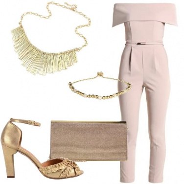 Outfit Color oro