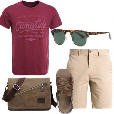 Outfit Una pratica borsa messenger