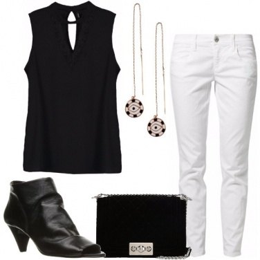 Outfit I jeans bianchi