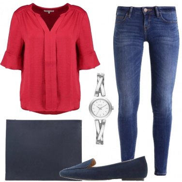 Outfit Camicetta e jeans al lavoro
