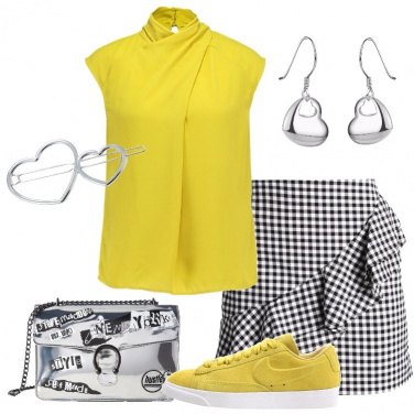 Outfit Giallo solare