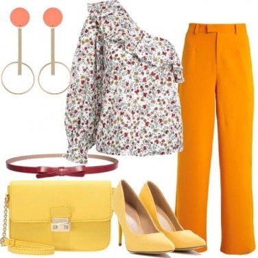 Outfit Pantalone a zampa