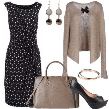 Outfit Abito e cardigan chic