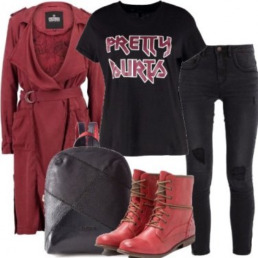 Outfit Il trench in stile rock