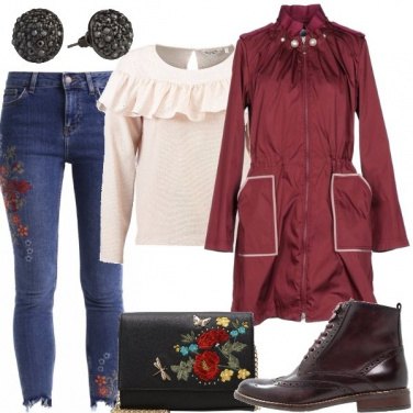 Outfit Il trench con le perline