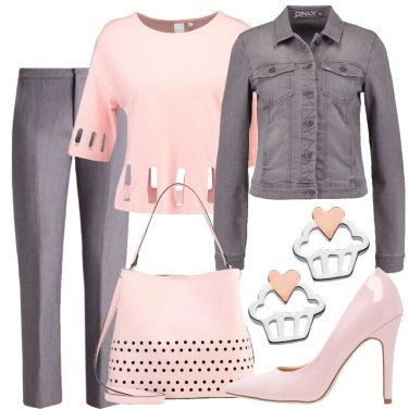 Outfit Rosa e grigio
