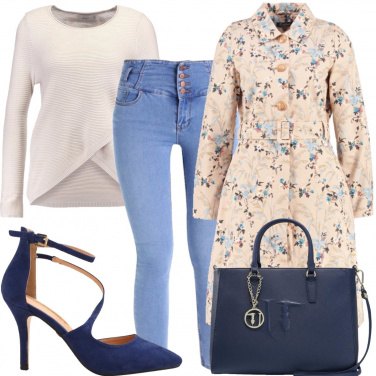 Outfit Il trench a fiori