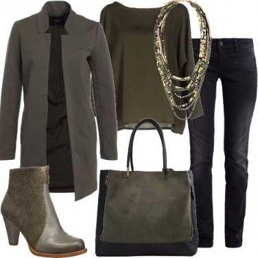 Outfit Jeans neri slim fit