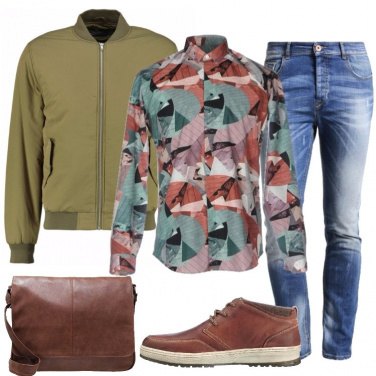 Outfit La camicia in fantasia geometrica
