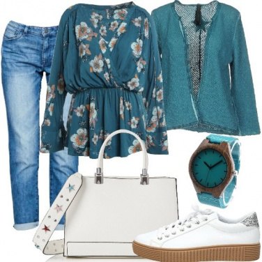 Outfit Mood floreale e turchese