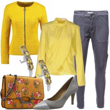 Outfit Fiori e tacco