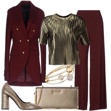 Outfit Chic in bordeaux e oro