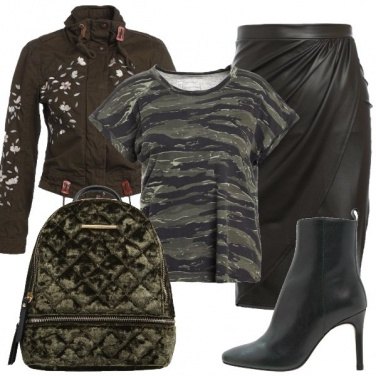 Outfit Pelle militare