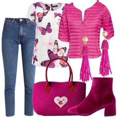 Outfit Tempo libero in fucsia e jeans