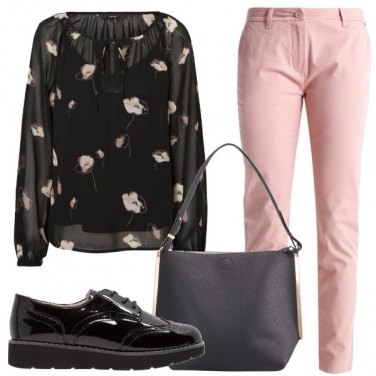 Outfit Blusa a stampa floreale