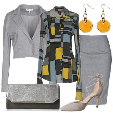 Outfit Grigio e geometrie