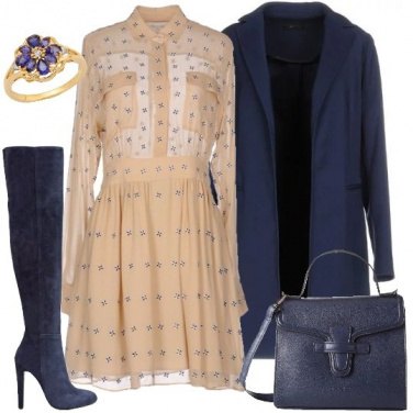 Outfit Ricamo blu