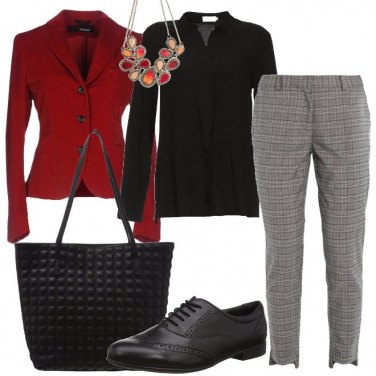 Outfit Un tocco di rosso