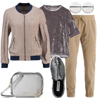 Outfit Trendy in beige e argento