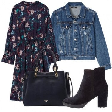 Outfit Blu floreale