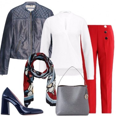 Outfit La giacca in pelle blu