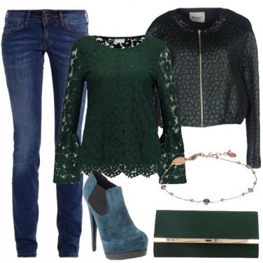 Outfit Camicetta in merletto verde