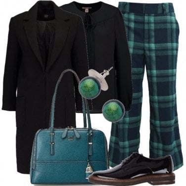 Outfit Cappotto e stringata
