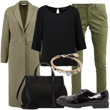 Outfit In verde e nero