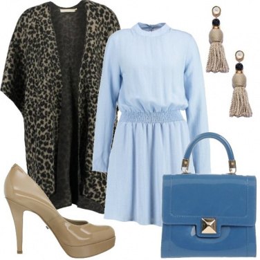 Outfit Azzurro e animalier