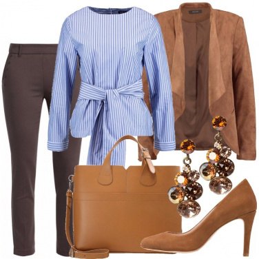 Outfit Riunione coi fiocchi