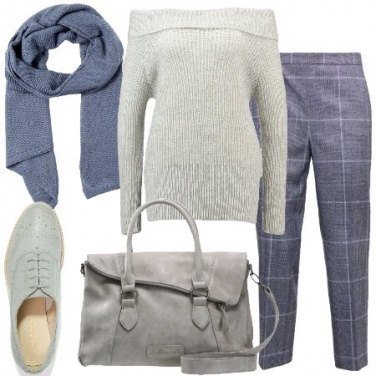 Outfit Spalle scoperte in ufficio