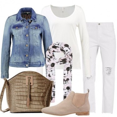 Outfit Colori chiari
