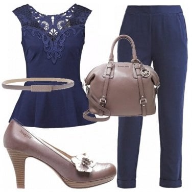 Outfit A clessidra