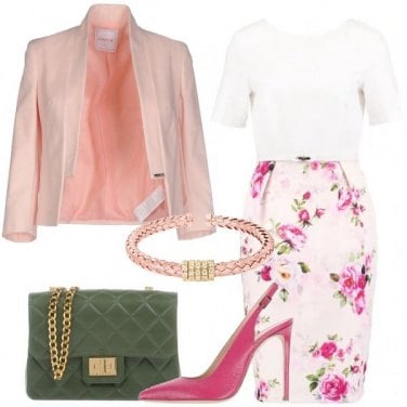 Outfit Fiori rosa