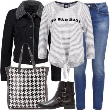 Outfit Nessun giorno infelice