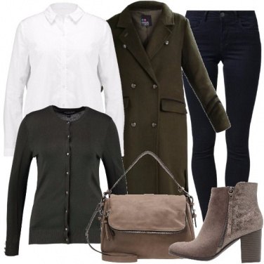 Outfit Attratta dal cappotto